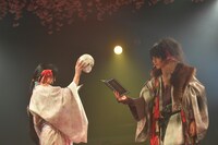 「本格文學朗読演劇 極上文學 第14弾『桜の森の満開の下』～孤独～」より。（撮影：鏡田伸幸）