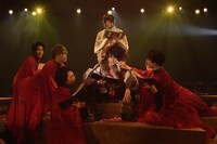 「本格文學朗読演劇 極上文學 第14弾『桜の森の満開の下』～孤独～」より。（撮影：鏡田伸幸）