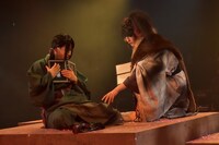 「本格文學朗読演劇 極上文學 第14弾『桜の森の満開の下』～孤独～」より。（撮影：鏡田伸幸）