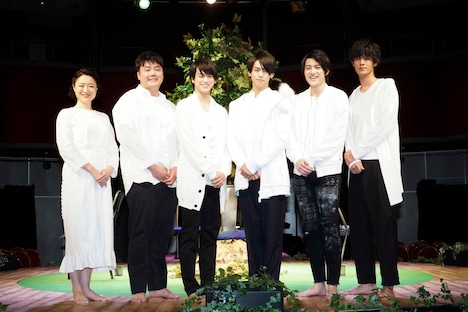 左から、しゅはまはるみ、近藤廉、眞嶋秀斗、高野洸、松村優、遠藤史也。