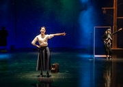 SPAC 秋→春のシーズン 2019-2020 #3「RITA&RICO(リタとリコ)~『セチュアンの善人』より~」より。(c)行貝チヱ