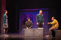 コムレイドプロデュース「神の子」より。（撮影：引地信彦）