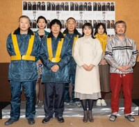 コムレイドプロデュース「神の子」囲み取材より。（撮影：引地信彦）