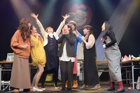 かのうとおっさん vol.27 20周年記念公演ファイナル「7人の妊婦」より。