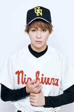 西銘駿扮する三橋廉。