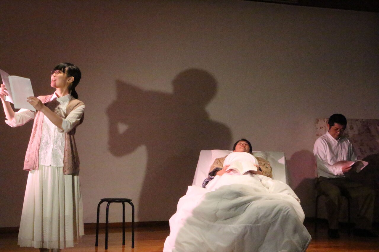 “家族”にまつわる7作品を穴迫信一が再構成、リーディング公演「春の夢みたい」