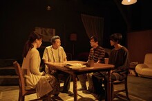 TAAC「だから、せめてもの、愛。」より。（撮影：堀川高志）