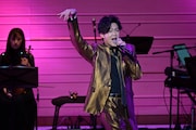「I Love Musical」X'mas Versionより、新納慎也。