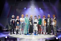 「舞台『宇宙戦艦ティラミスII』～蟹・自分でむけますか～」出演者