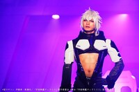 「舞台『宇宙戦艦ティラミスII』～蟹・自分でむけますか～」より。