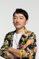 土佐和成の扮装姿。