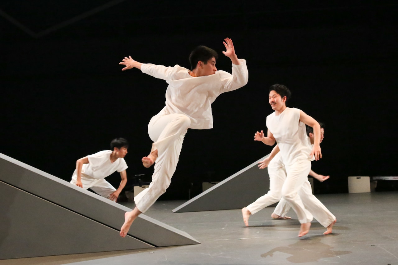 演劇版・ダンス版を連続上演、山田うん×前田旺志郎「NIPPON～」開幕