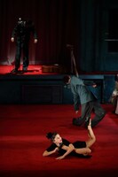 ピーピング・トム「ファーザー」日本公演より。（c)片岡陽太