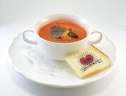 「『2.5次元男子推しTV』シーズン3」コラボカフェメニューより「2.5次元男子推しTV 特製冬のミネストローネ～シーズン4放送記念！～」