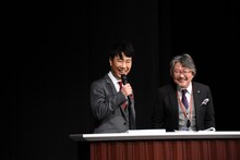 左から藤井隆、井上肇。