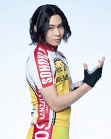 鯨井康介扮する手嶋純太。