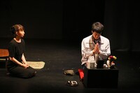 せんだい短編戯曲賞×劇団 短距離男道ミサイル「SENDAI SHORT STORIES」より鈴木穣作「なつのよる（青森版）」（撮影：佐々木隆二）