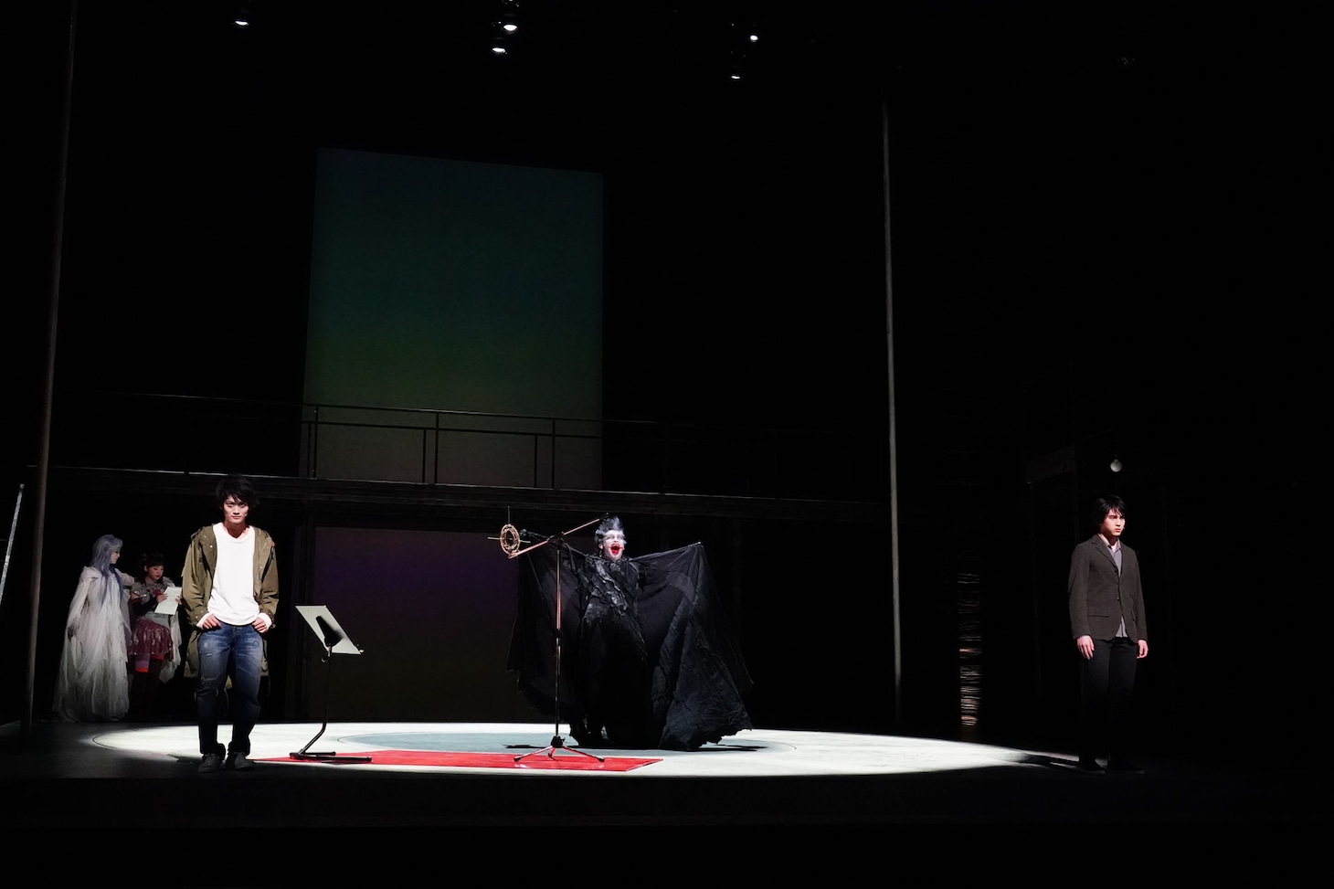 「デスノート THE MUSICAL」プレスコールの様子。