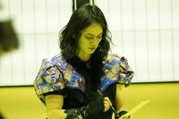 浪人役の荒木健太朗。（Photo by DAZZLE）