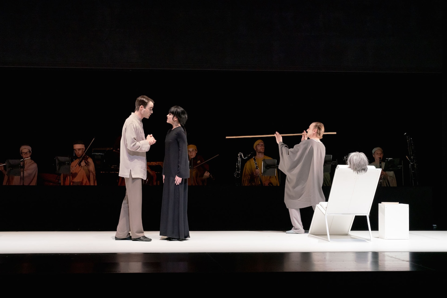 室内オペラ「サイレンス」より。(c)ROHM Theatre Kyoto / Yoshikazu Inoue