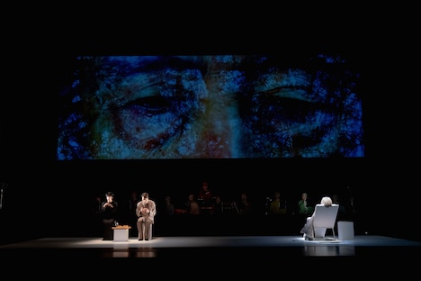 室内オペラ「サイレンス」より。(c)ROHM Theatre Kyoto / Yoshikazu Inoue