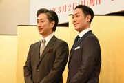 「明治座 三月花形歌舞伎」製作発表より、左から中村七之助、中村勘九郎。