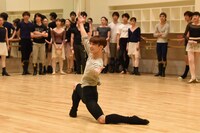 Kバレエ「白鳥の湖」の公開リハーサルより。