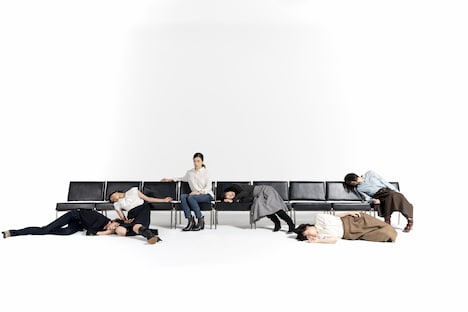 ジゼル・ヴィエンヌ、エティエンヌ・ビドー=レイ「ショールームダミーズ #4」ビジュアル