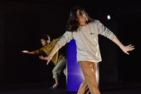 吉祥寺シアタープロデュース「吉祥寺ダンスLAB.vol.2『サーチ』」より。（撮影：金子愛帆）