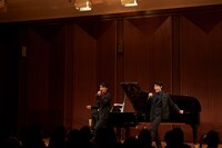 左から田中俊太郎、太田翔。（撮影：はぎひさこ）