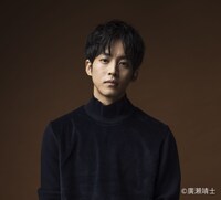 松坂桃李(c)廣瀬靖士