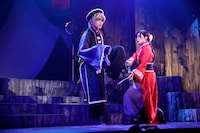 「2.5次元ダンスライブ『ツキウタ。』ステージ 第10幕『月歌奇譚 太極伝奇』」より。