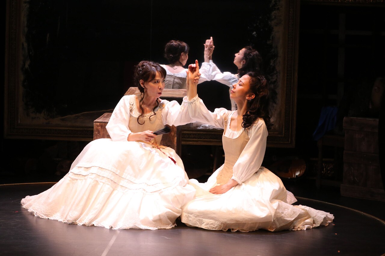 霧矢大夢＆保坂知寿が果敢に挑む二人芝居「メアリー・ステュアート」開幕