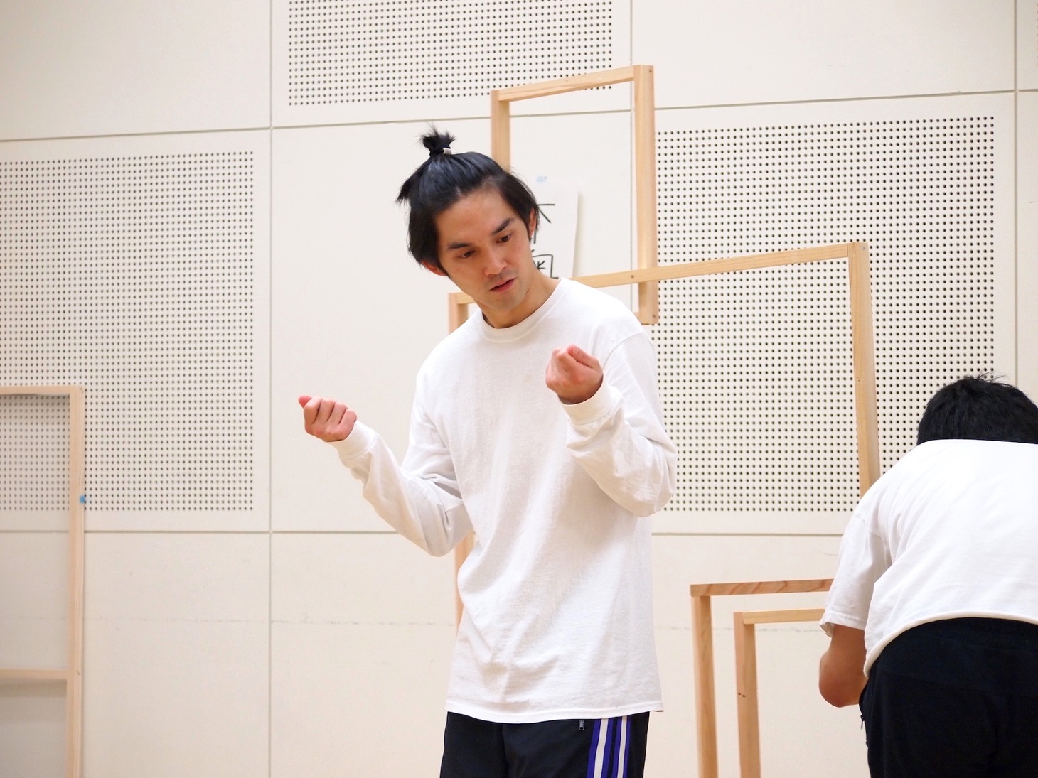「カノン」稽古場の様子。