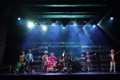 「Dramatic Super Dance Theater『モーツァルト‥‥ -オレは誰だ!!-』」より。