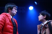 桃尻犬 本公演「ゴールドマックス、ハカナ町」より。