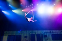 「CLONES ANIMATION CIRCUS」より。