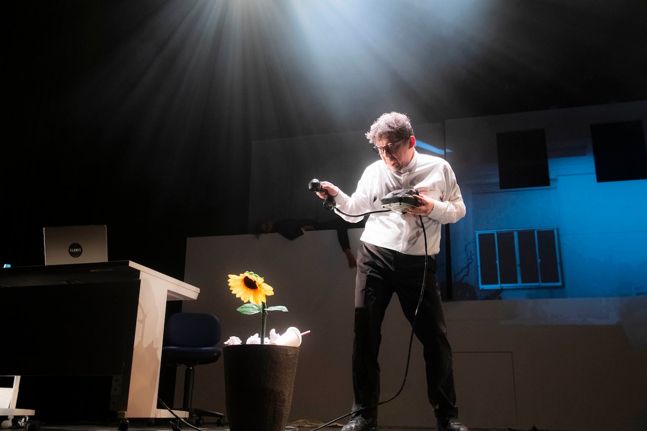 「CLONES ANIMATION CIRCUS」より。