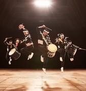 鼓童（撮影：岡本隆史）