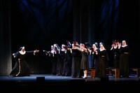 ブロードウェイ・ミュージカル「天使にラブ・ソングを…（シスター・アクト）」より。(c)JOAN MARCUS (c)Tsuyoshi Toya