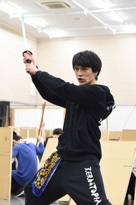 新田真剣佑