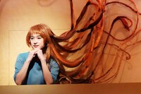 舞台「ねじまき鳥クロニクル」より。（撮影：田中亜紀 / 提供：ホリプロ）