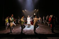 音楽劇「夜のピクニック」初演より。（撮影：刑部アツシ）