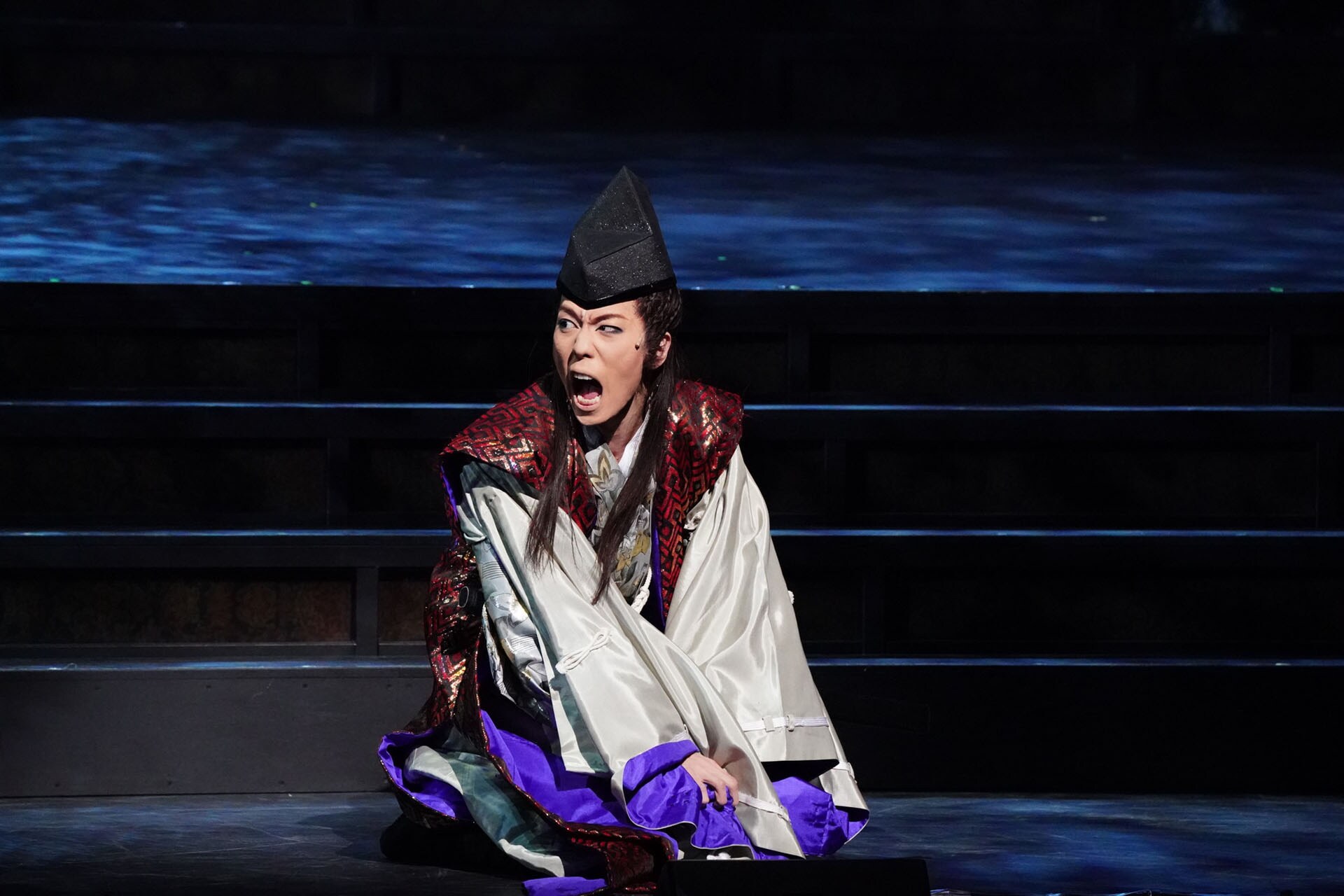 役者が走る！闘う！飛び回る！生田斗真主演「偽義経冥界歌」東京公演の