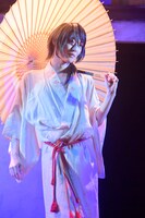 「浪漫活劇譚『艶漢』第四夜」より。（撮影：鏡田伸幸）