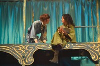 「浪漫活劇譚『艶漢』第四夜」より。（撮影：鏡田伸幸）