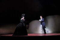 2019年度文化庁文化芸術振興費補助金（舞台芸術創造活動活性化事業）2020都民芸術フェスティバル 参加公演 東京二期会オペラ劇場「椿姫〈新制作〉」より。