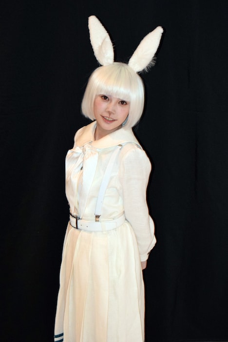 桑江咲菜扮するハル。