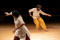 「インディアン・ロープ・トリック」より。（撮影：守屋友樹）