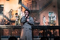 「罪と罰」より。（撮影：松見拓也）